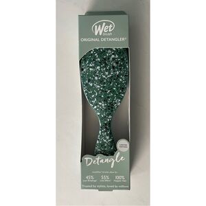 Wet Brush Original Detangler Supercharged Emerald